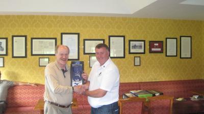 Donal nearest the pin.JPG